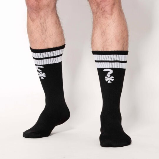 APRIETAS?* SOCKS NEGRAS