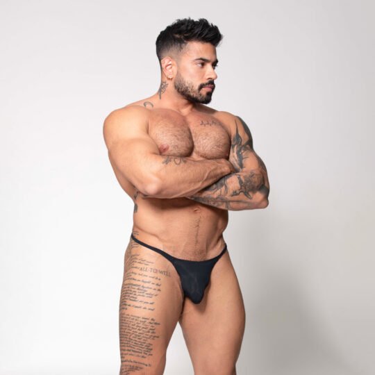 HOT THONG NEGRA